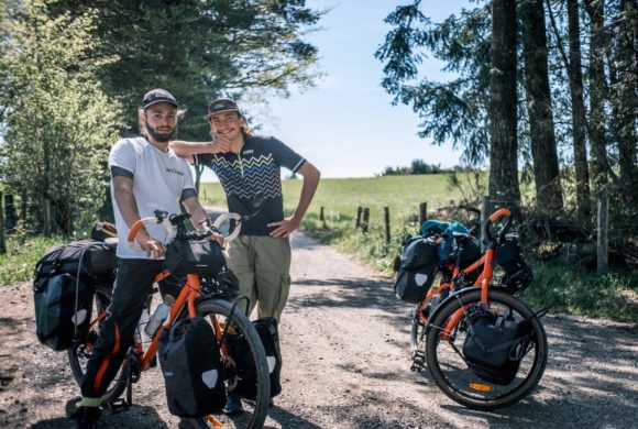 Re’Cyclist – Le tour de France à bicyclette à la rencontre des acteurs de l’écologie de demain.